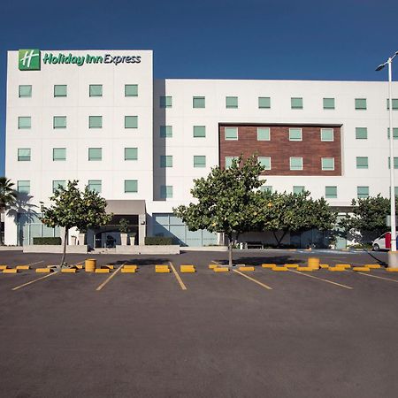 Holiday Inn Express Guadalajara Iteso By Ihg Zapopan Ngoại thất bức ảnh